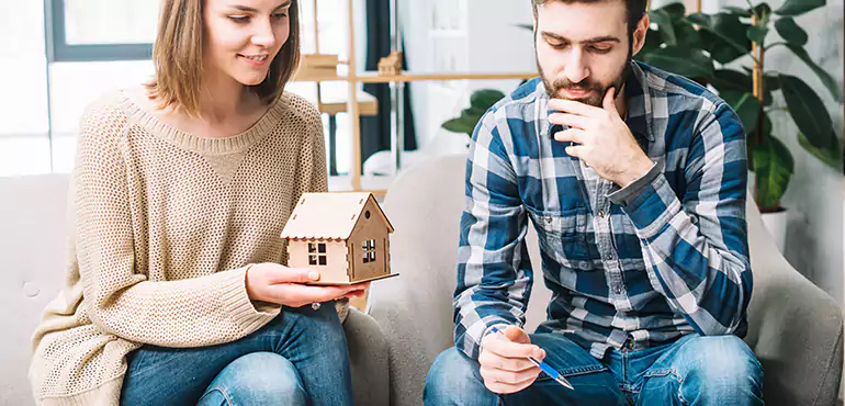 Why Homeowners Trust Akron Home Buyers to Sell House With Liens in Akron