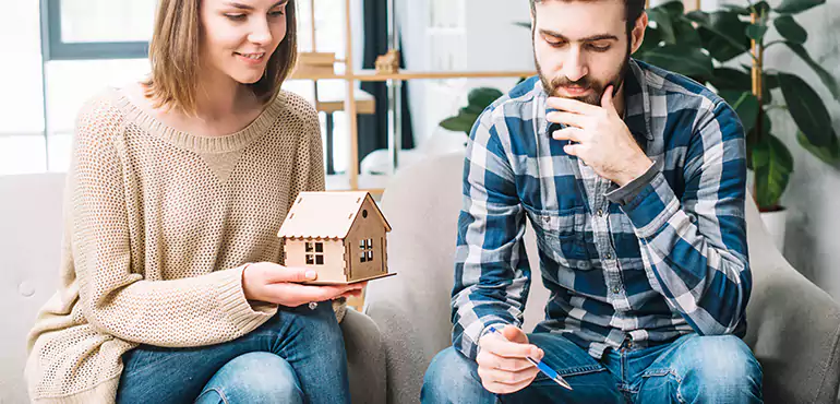 Sell Your Akron House Privately to a Local, Trusted Cash Buyer